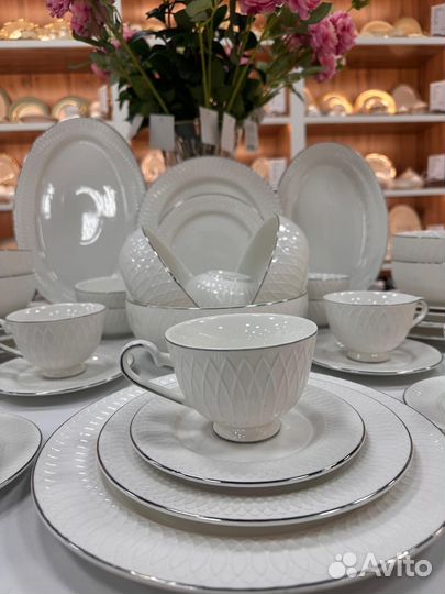 Набор столовой посуды на 6 персон