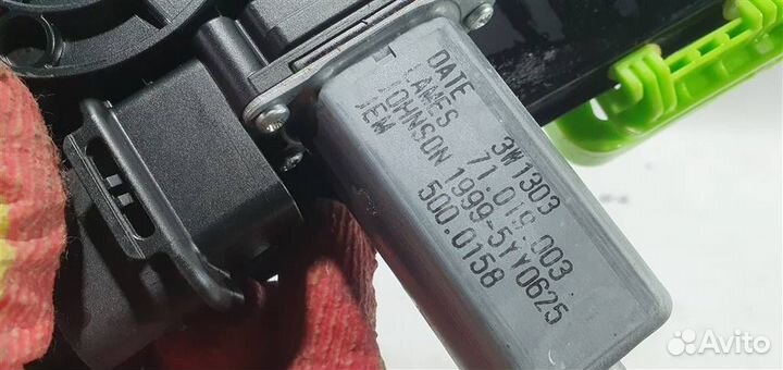 Стеклоподъемник электрический задний правый Mini