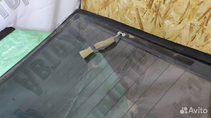 Стекло заднее Mitsubishi Lancer 9