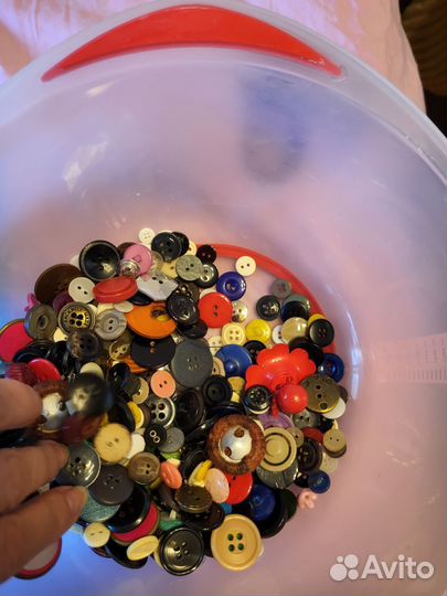 Пуговицы все вместе