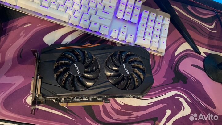 Видеокарта Gigabyte RX 580 4GB