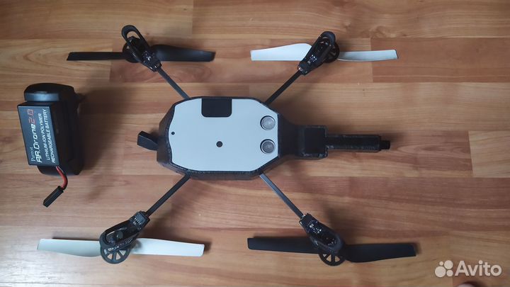 Квадрокоптер «Parrot AR Drone 2.0»