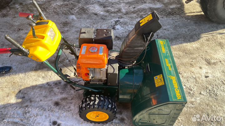 Снегоуборочная машина