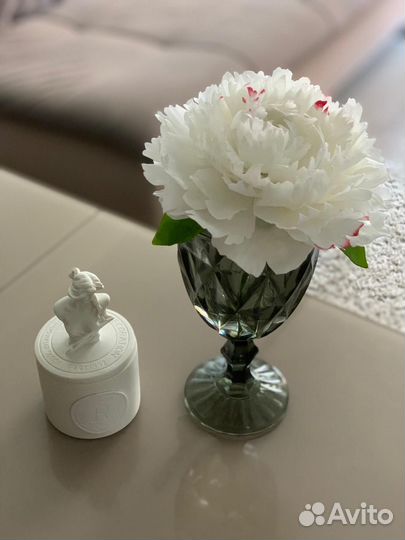 Пион холодный фарфор