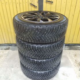 Michelin X-Ice North 4 215/60 R17 100T