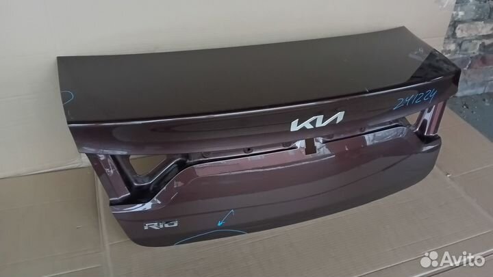 Kia Rio 4 c 17 крышка багажника