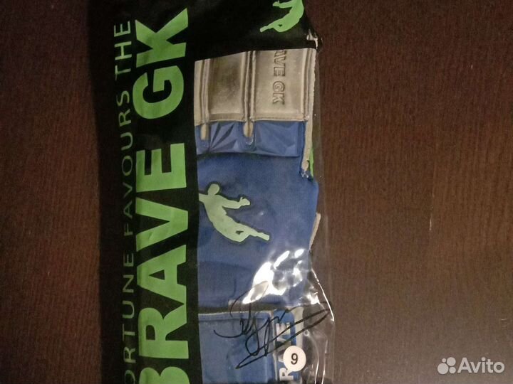 Вратарские перчатки Brave