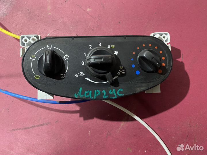 Блок управления печкой Renault Logan (без кондея)