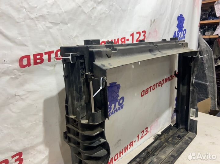 Рамка радиатора Bmw 630 E63 N52B30A 2007