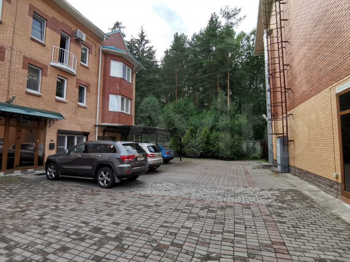 Таунхаус 168 м² на участке 1 сот.