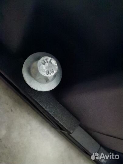 Клапанная крышка Опель Шевролет XER движки