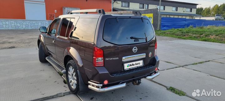 Nissan Pathfinder 2.5 AT, 2010, 199 000 км