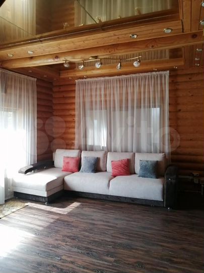 Коттедж 128 м² на участке 7 сот.