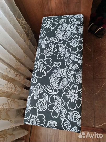 Банкетка в прихожую