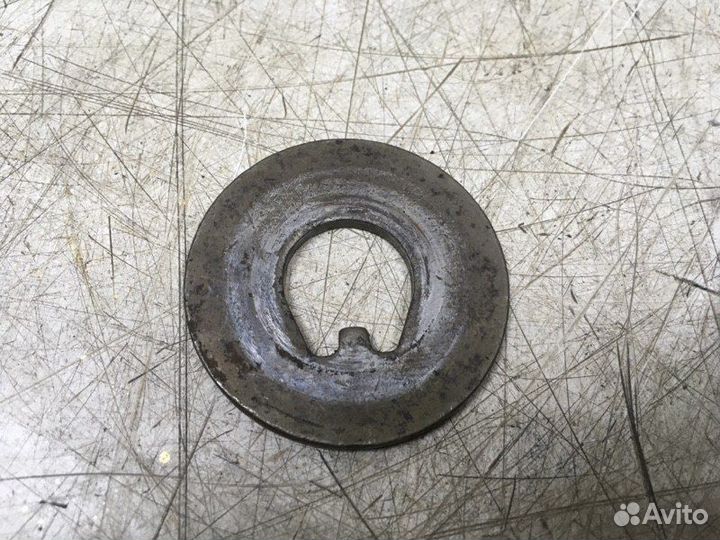 Шайба задней ступицы упорная Audi 100 C4