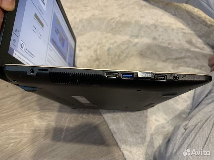 Ноутбук asus