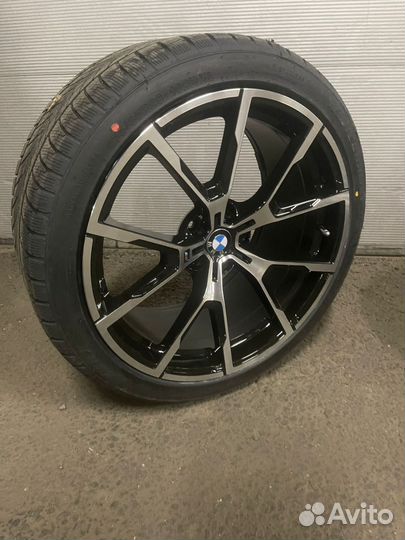 R20 Triangle PL02 275/35, PCD 5x112 DIA 66.6