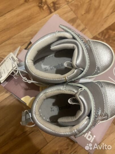 Ботинки для девочки