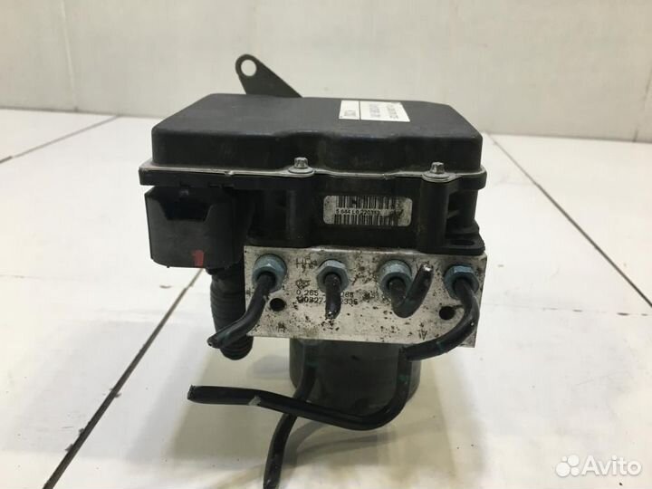 Блок ABS BMW X1 E84