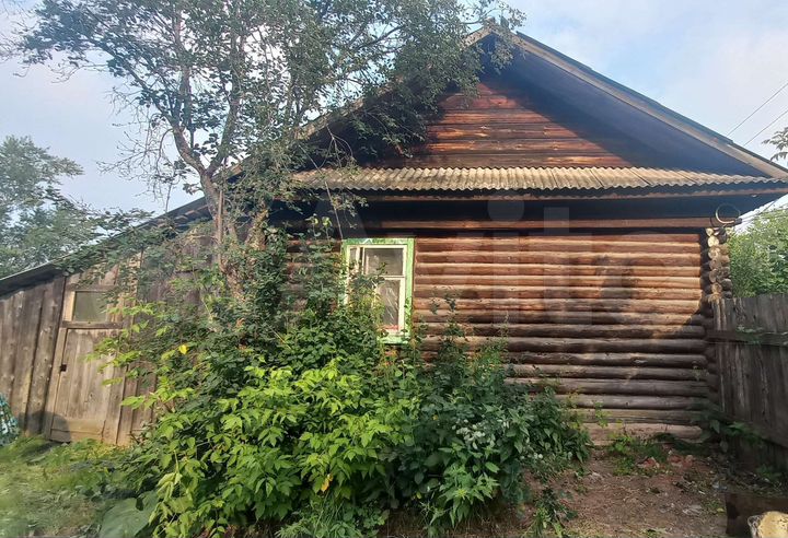 Дом 24,6 м² на участке 10 сот.