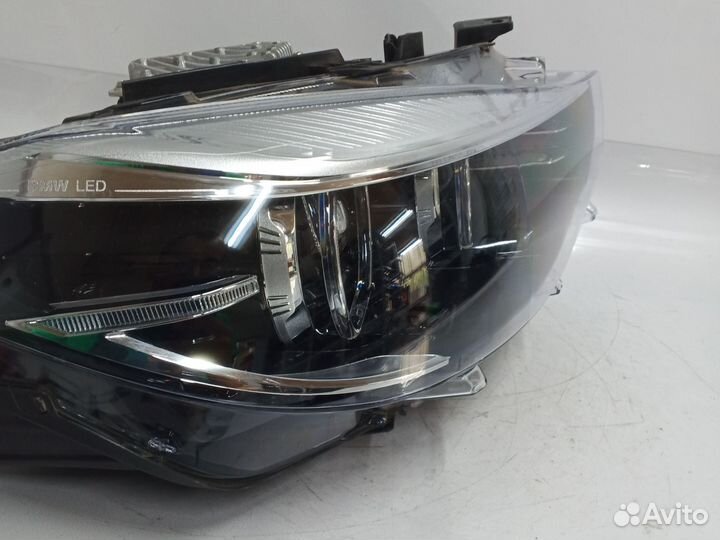 Рестайлинг фара правая BMW F34 LED