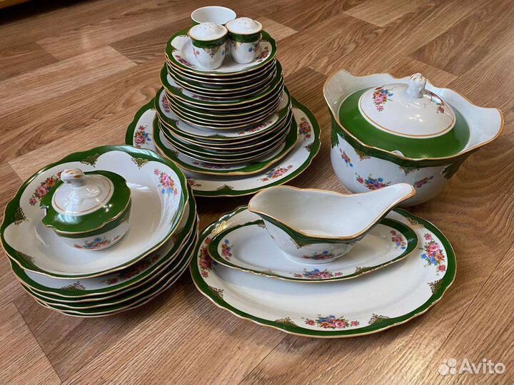 Набор столовой посуды