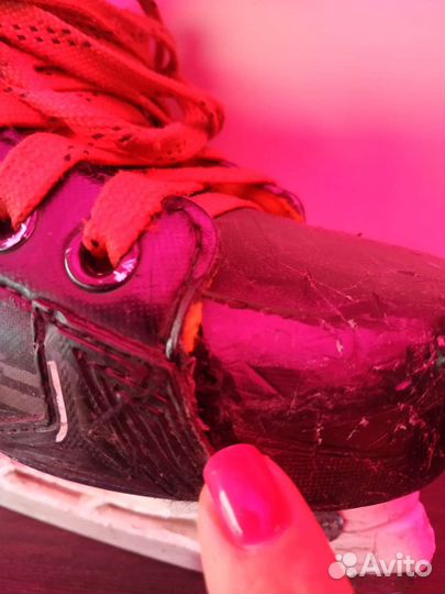 Хоккейные коньки bauer