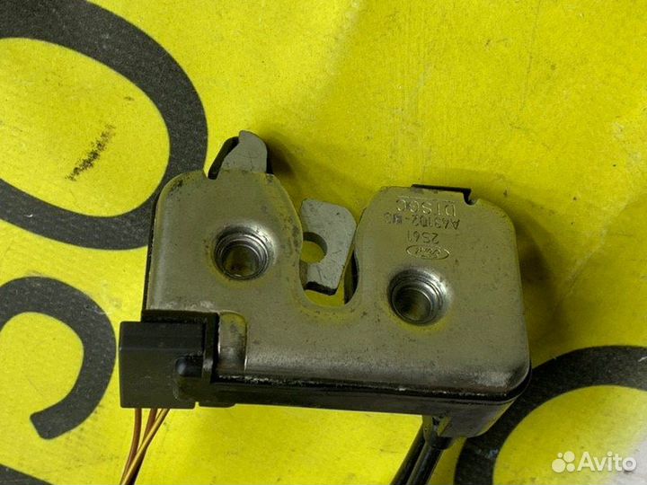 Замок двери багажника Ford Fusion хетчбэк 1.4 fxja