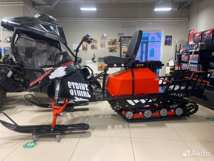 Мотобуксировщик Бурлак Страйк с лыжным модулем