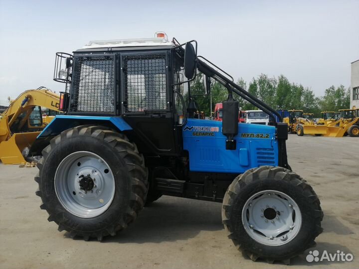 Машина универсальная лесная Беларус мул-82.2 с лес