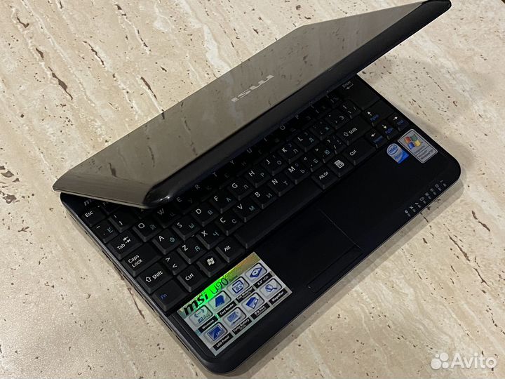 Нетбук MSI U90