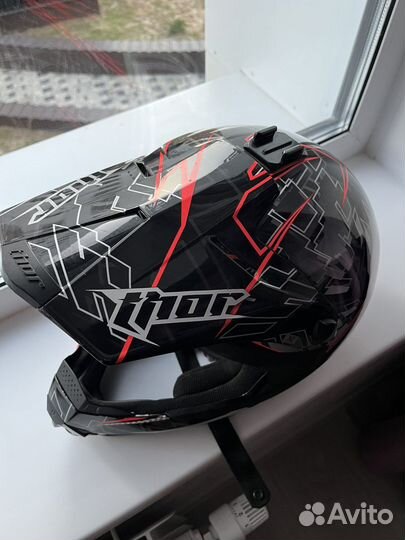 Кроссовый шлем