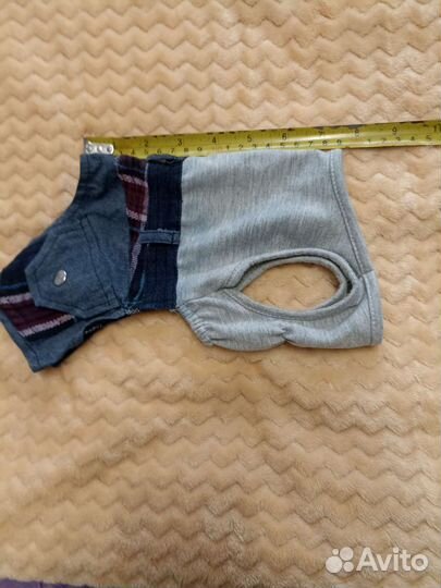 Комбинезон для маленькой собаки