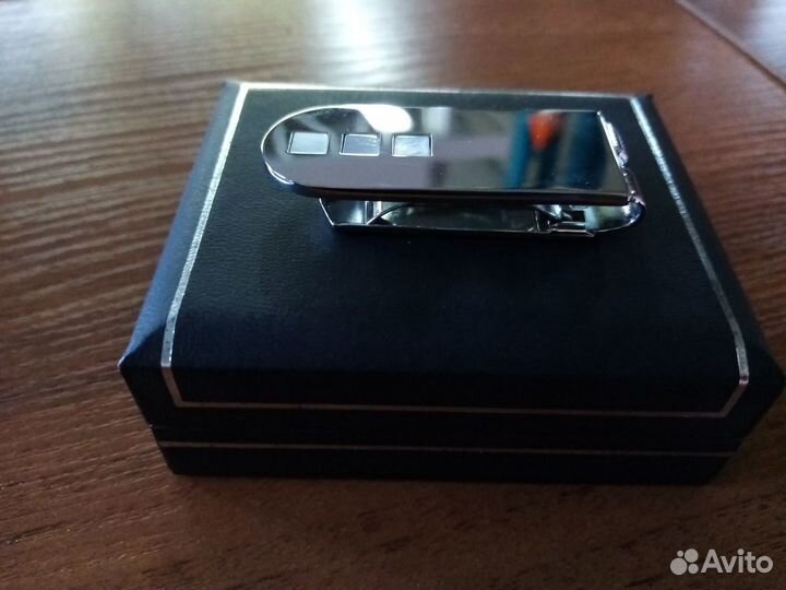 Зажимы для денег