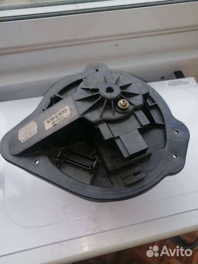 Вентилятор печки Volvo 850