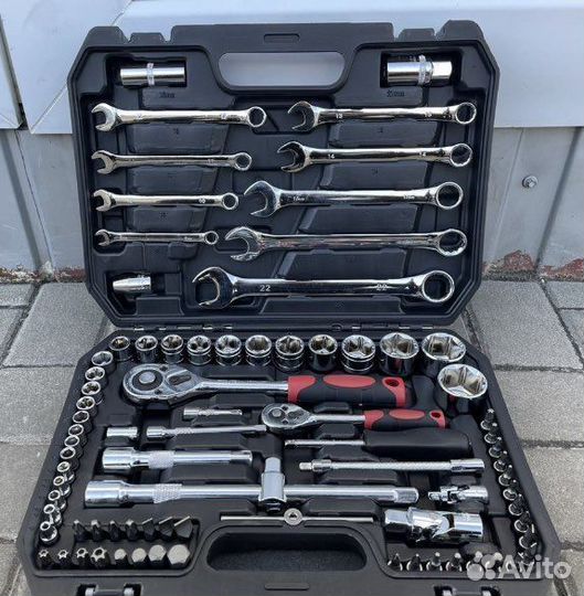 Набор инструментов SATA 82 предмета/доставка