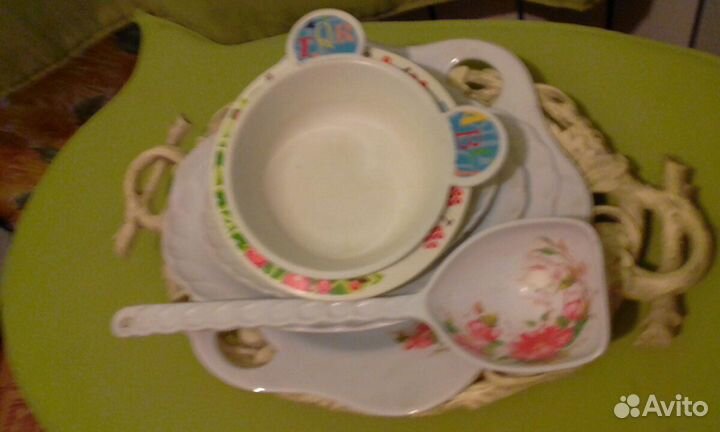 Набор пластиковой посуды