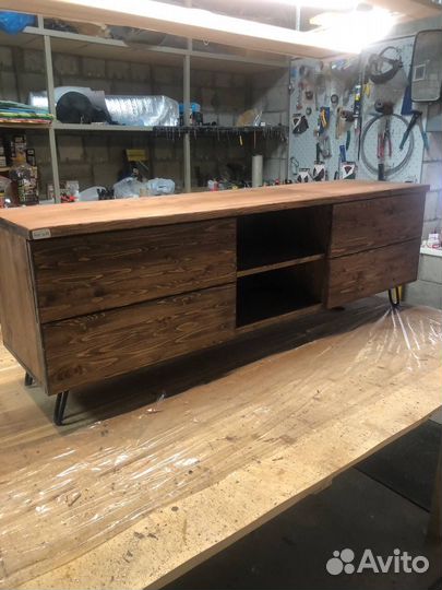 Тумба под тв лофт