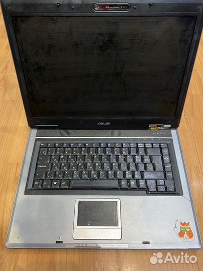 Ноутбук asus