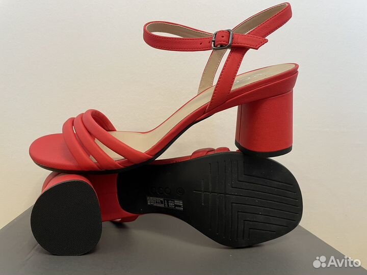 40 Босоножки ecco новые