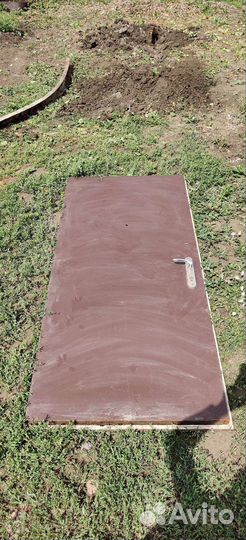 Железная дверь с коробкой