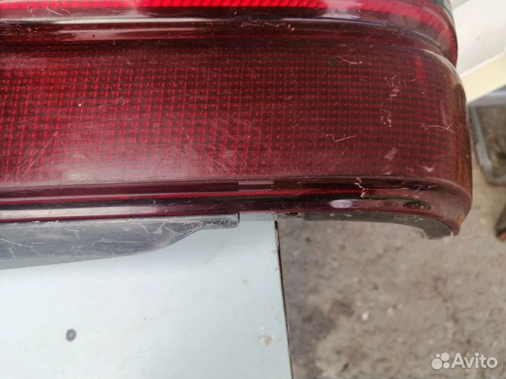 Фонарь Toyota Chaser gx81