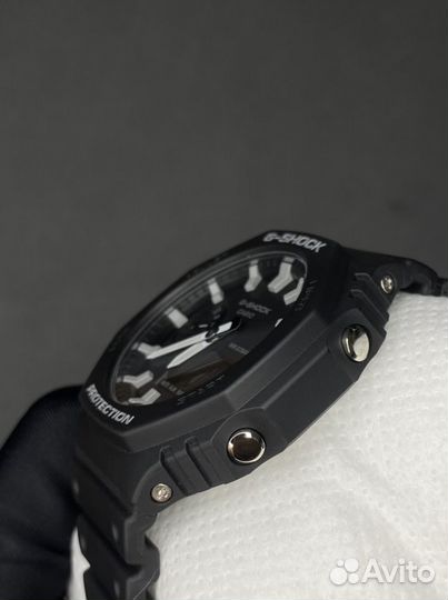 Часы Casio G-Shock GA-2100-1A