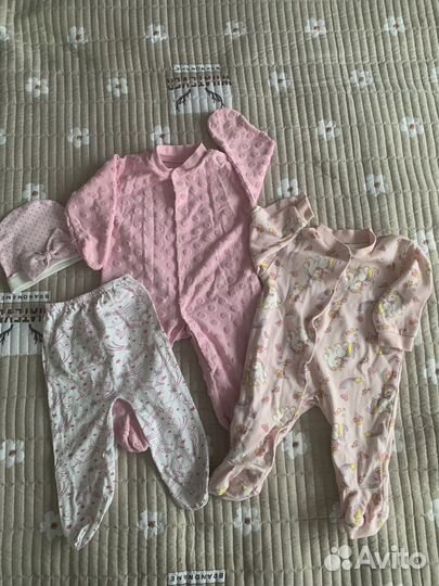 Одежда для девочки пакетом 0-3 мес