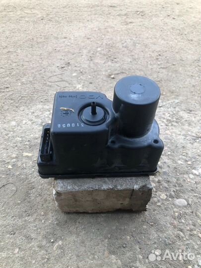 Компрессор центрального замка audi 100 с3