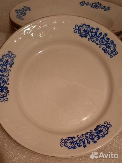 Глубокие суповые тарелки