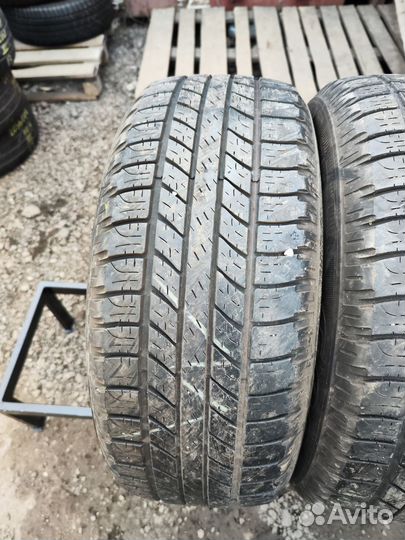 Goodyear Wrangler HP All Weather 235/60 R16 H
