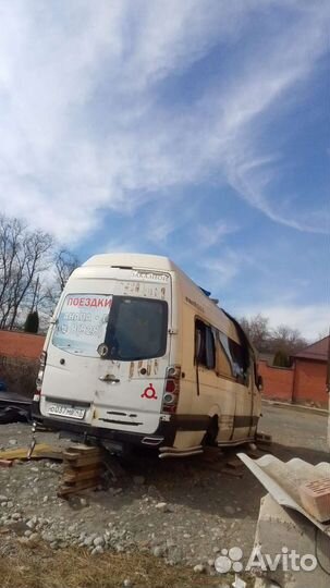 Volkswagen Crafter 2.5 МТ, 2009, битый, 150 000 км