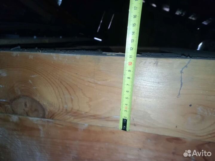 Дверь лиственница с коробкой, новая