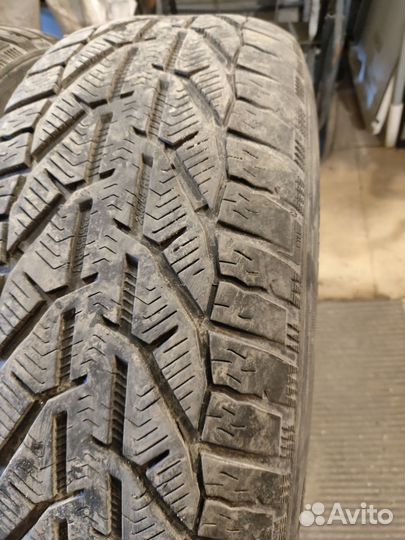 Kormoran SUV Snow 235/65 R17 108H